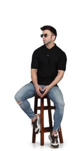 Men’s T-shirt  Black collar Plain